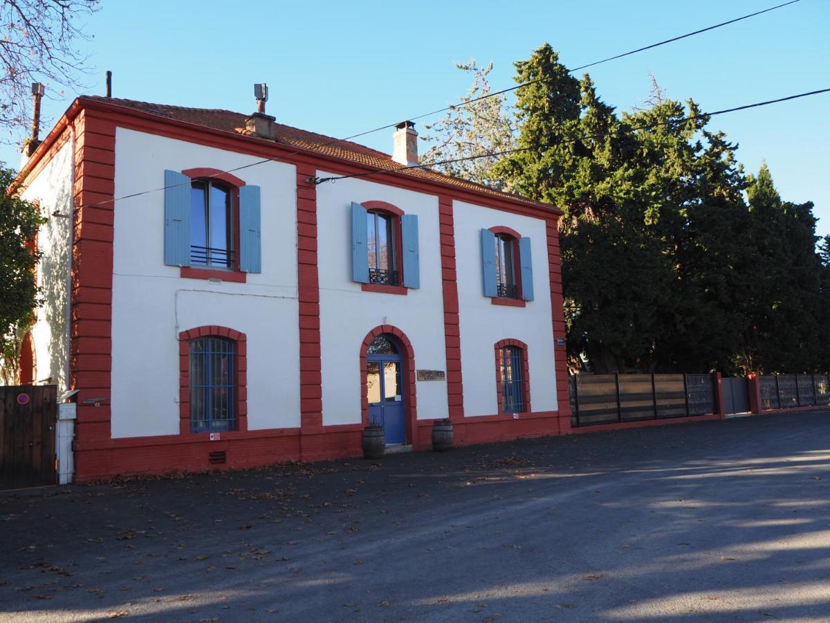 La Gare De Millas Chambres D'Hotes Екстер'єр фото